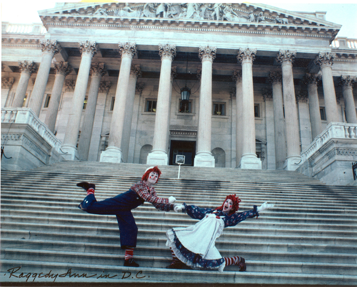 File:Raggedy Ann And Andy In DC.png