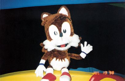 A picture of Tails puppet used in the show.