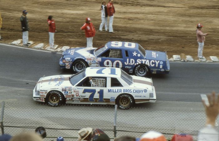 Jody Ridley (90) and Dave Marcis (71) during the Pace Lap.