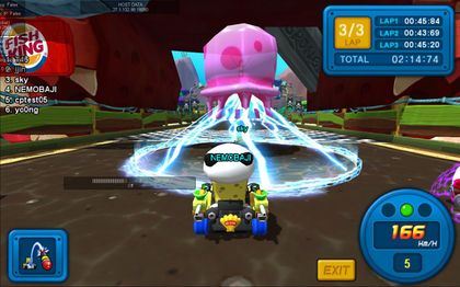 SpongeBob racing with a Jellyfish powerup in front of him.