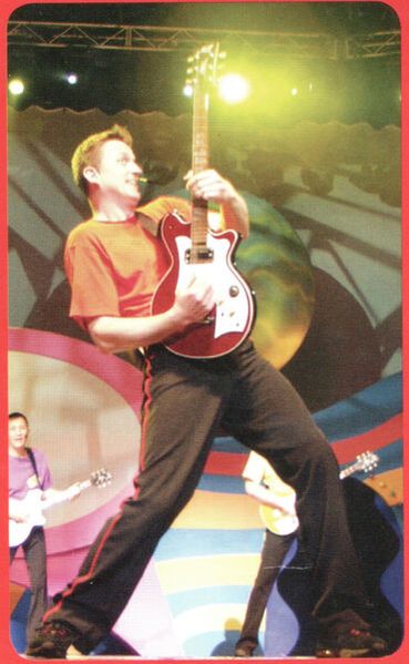 File:PlayYouGuitarWithMurray2001LivePromoPicture.jpg
